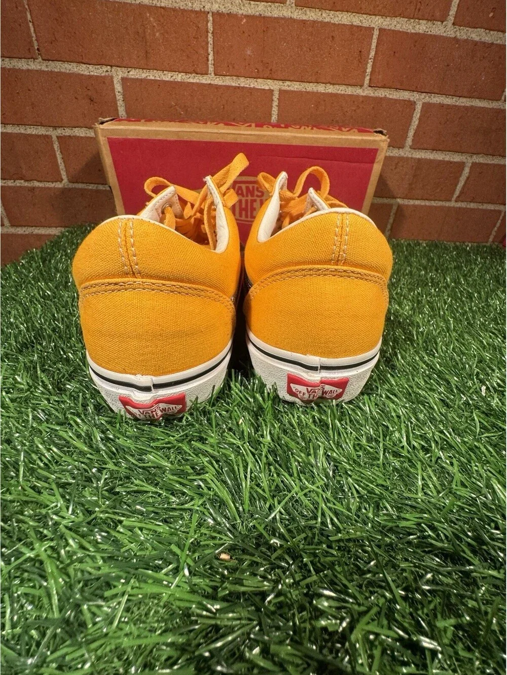 Size 8 - Vans Old Skool Wave - VN0A3WKT4S3